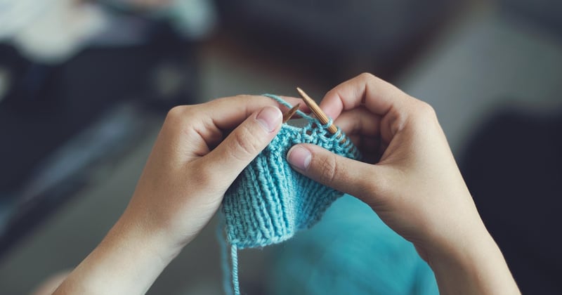 Le retour du tailleur oversize : la tendance qui réinvente l’élégance
