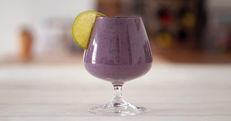 Smoothies énergétiques aux fruits de saison : 15 recettes vitaminées pour faire le plein d’énergie